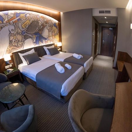 Orienta Hotel غيومري المظهر الخارجي الصورة