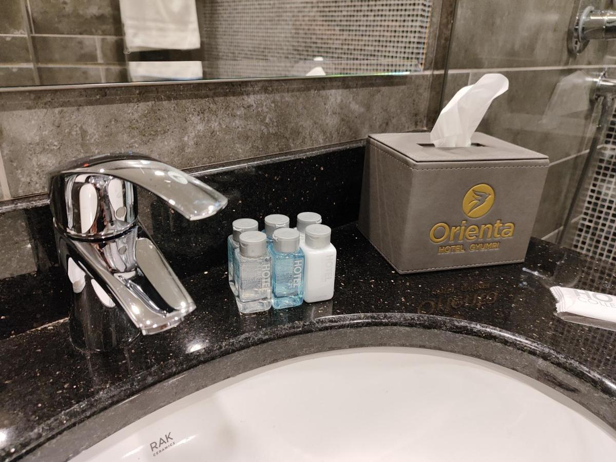 Orienta Hotel غيومري المظهر الخارجي الصورة