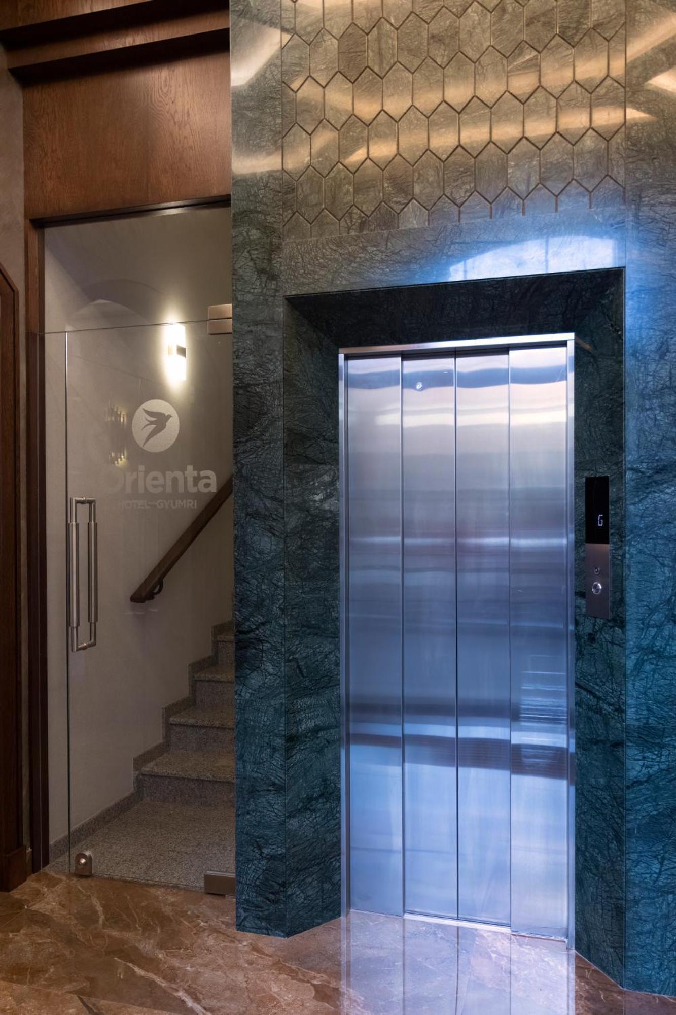Orienta Hotel غيومري المظهر الخارجي الصورة