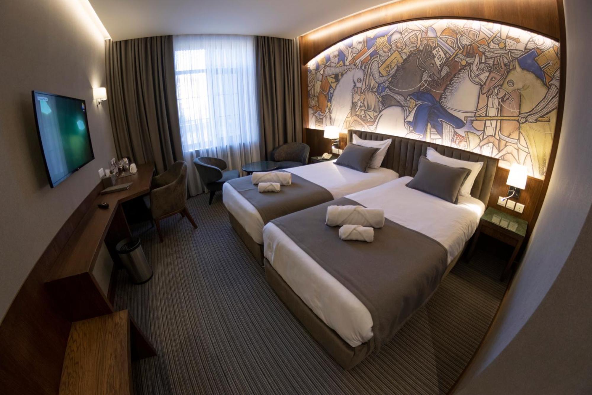 Orienta Hotel غيومري المظهر الخارجي الصورة